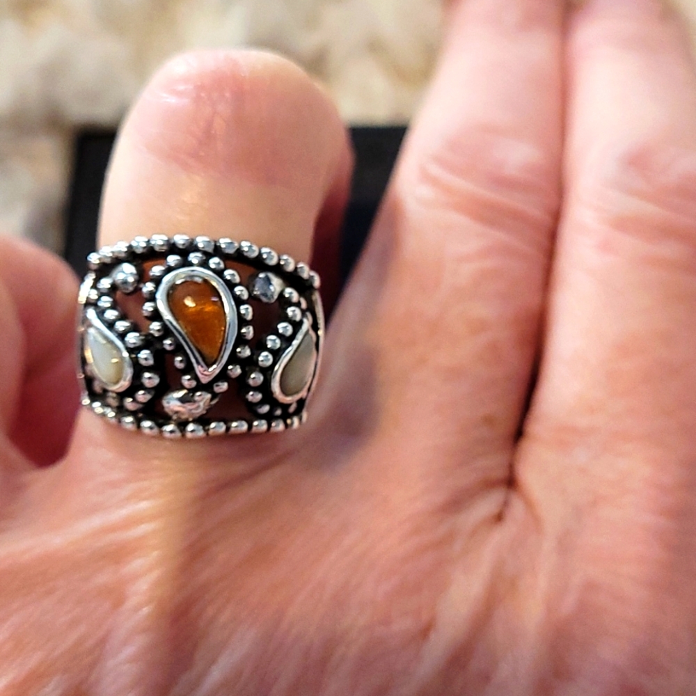 Sterling silver band ring with amber and mother of pearl
